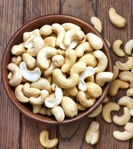 Benefits Of Cashew Nuts, Nutrition Facts, And Side Effects